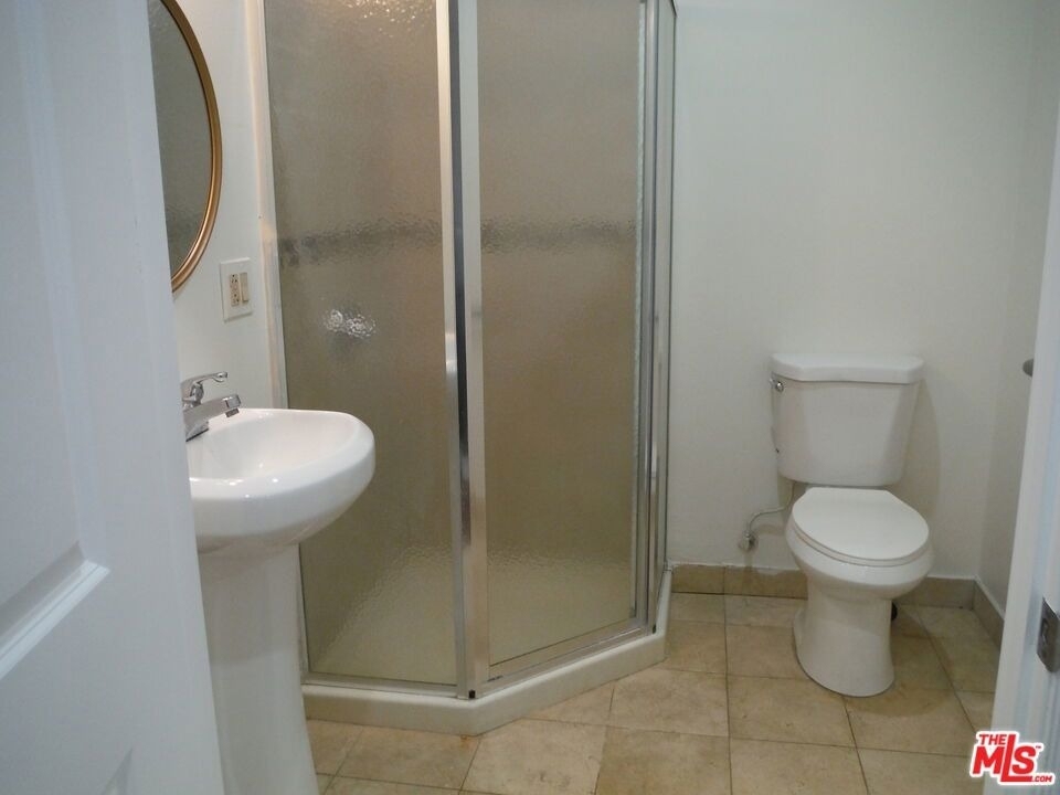 1821 W 12th Place - Photo 6