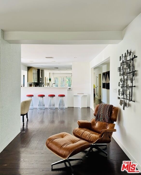 1555 Rising Glen Road - Photo 3