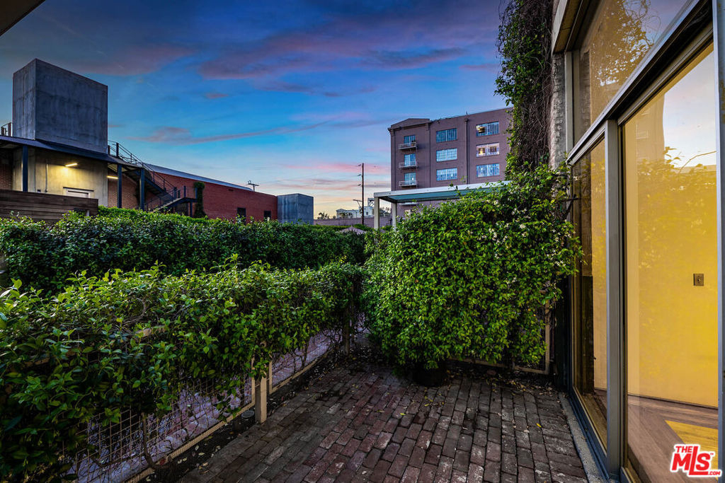 1850 Industrial Street - Photo 47