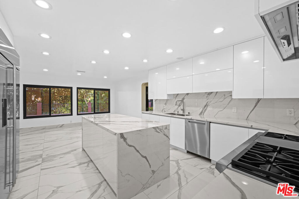 17449 Sumiya Drive - Photo 19