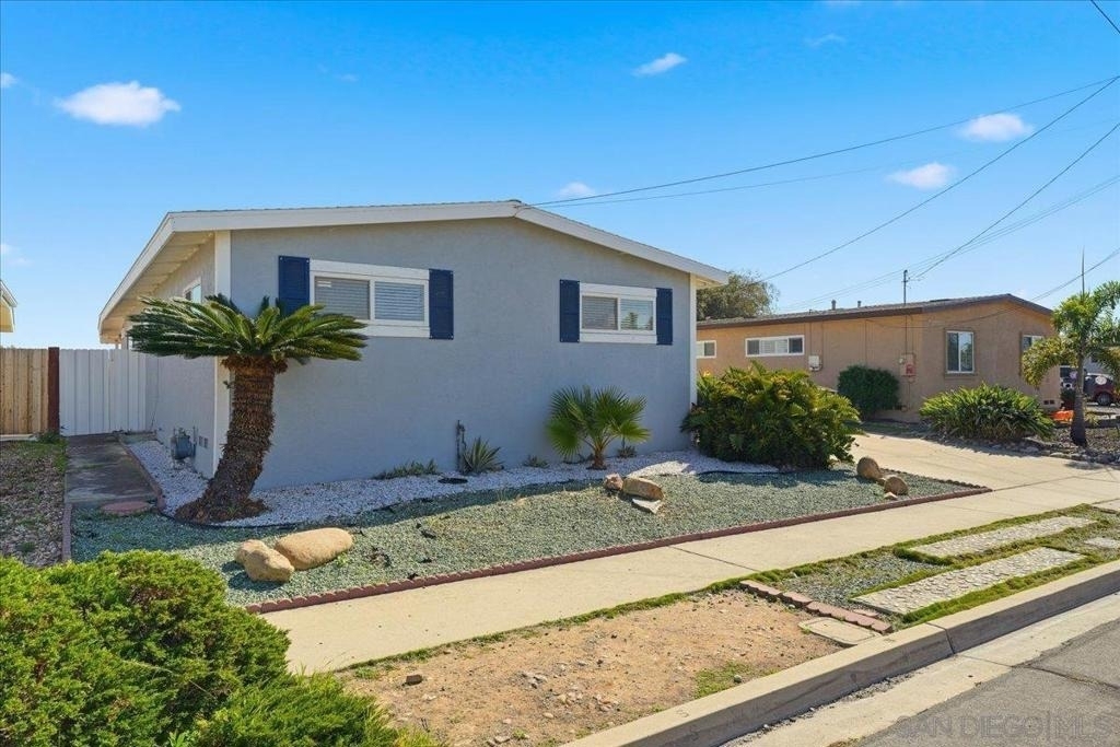 2431 Root Street - Photo 7