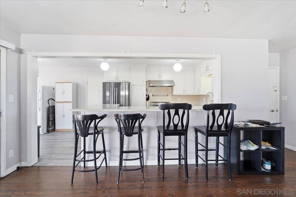 2431 Root Street - Photo 4