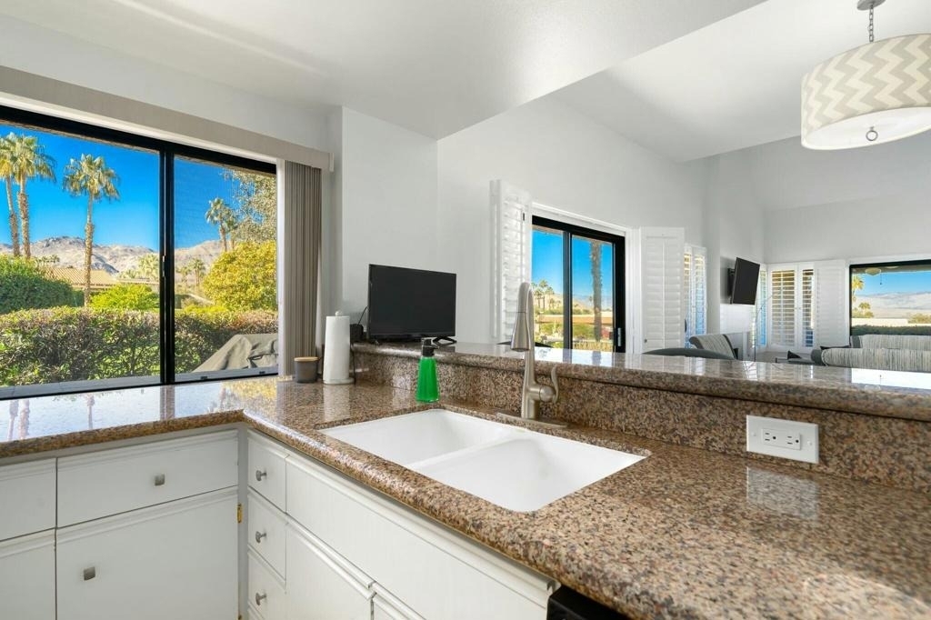 48624 Torrito Court - Photo 22