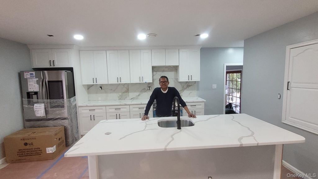 8 Dee Place - Photo 30