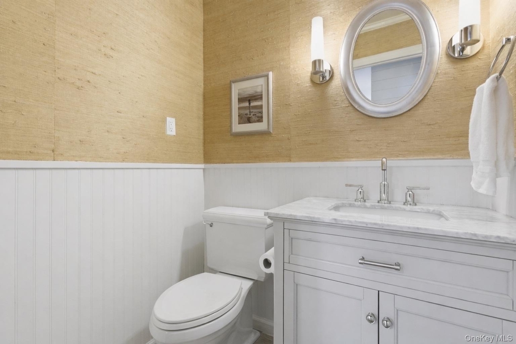 1 Canal Way - Photo 14