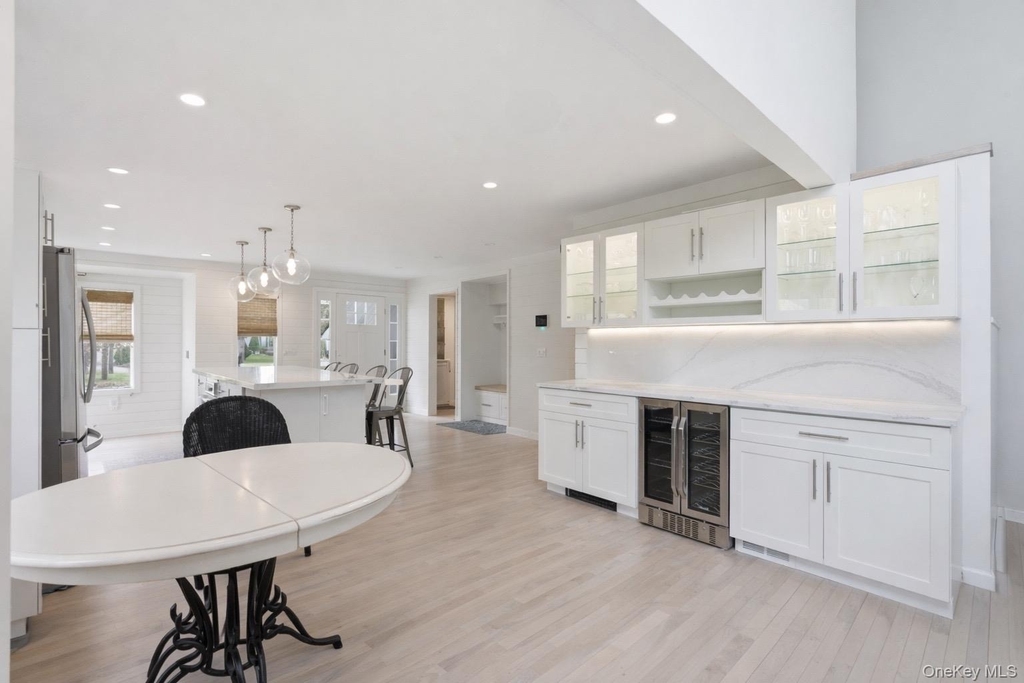 1 Canal Way - Photo 3