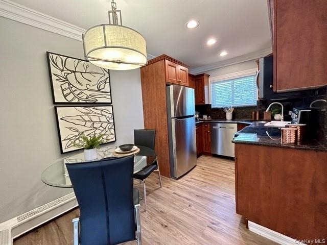 45 Golden Avenue - Photo 3