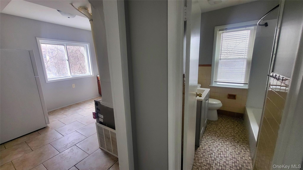 174 South Avenue - Photo 15