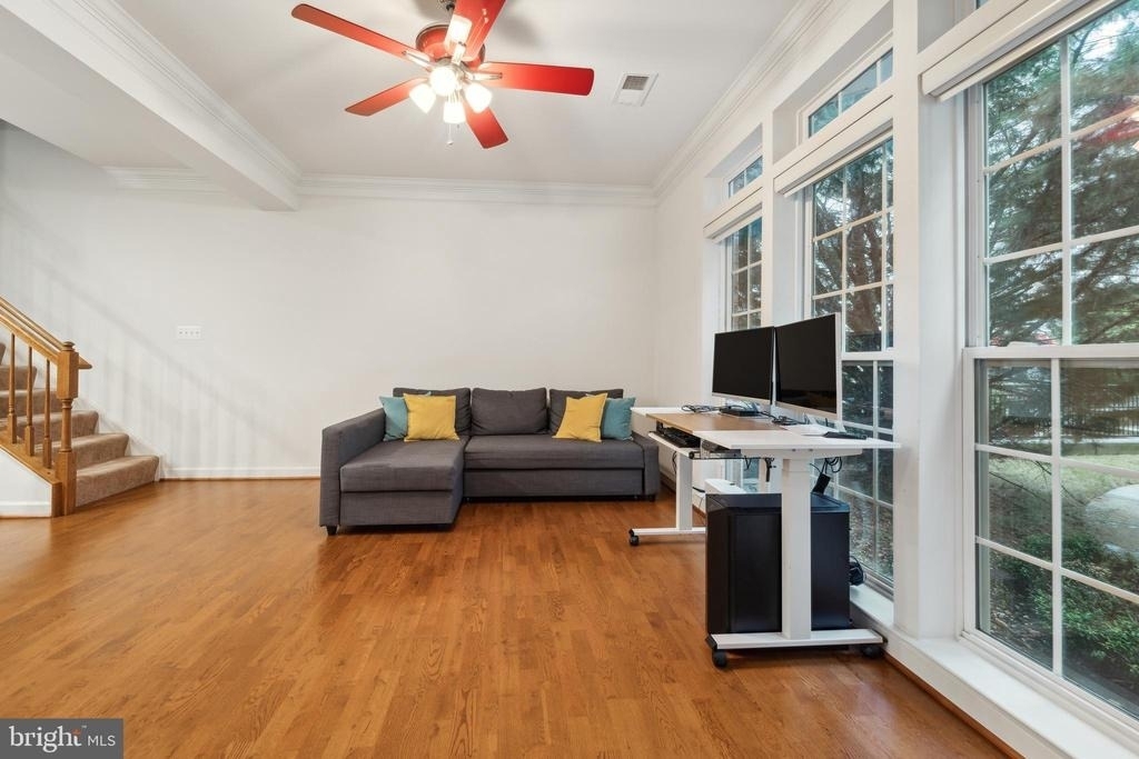 5722 Callcott Way - Photo 3