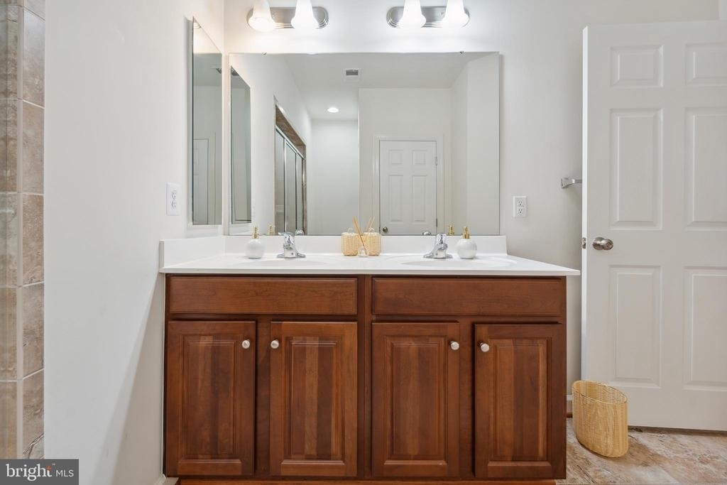5722 Callcott Way - Photo 28