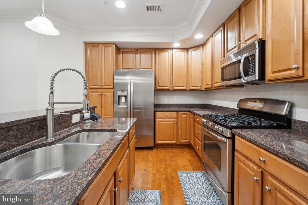 5722 Callcott Way - Photo 10