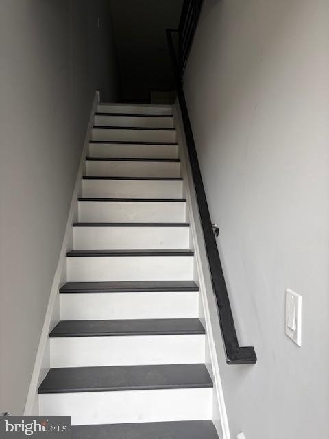 264 Boyd Street - Photo 3