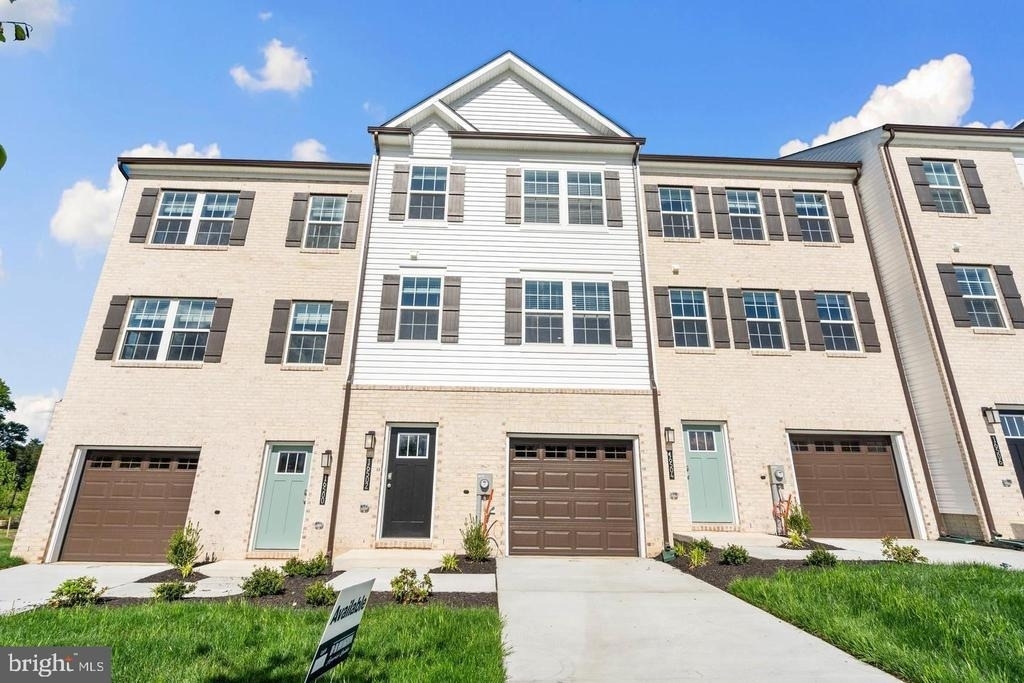 16502 Green Glade Dr - Photo 0