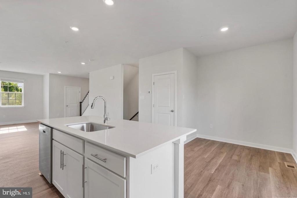 16502 Green Glade Dr - Photo 10