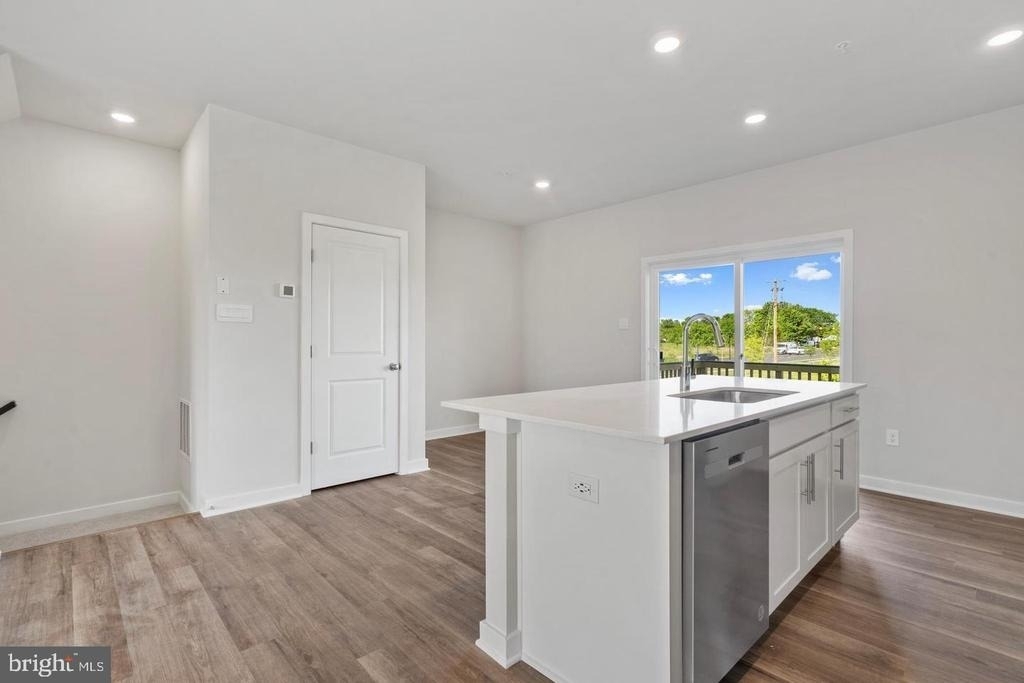 16502 Green Glade Dr - Photo 11
