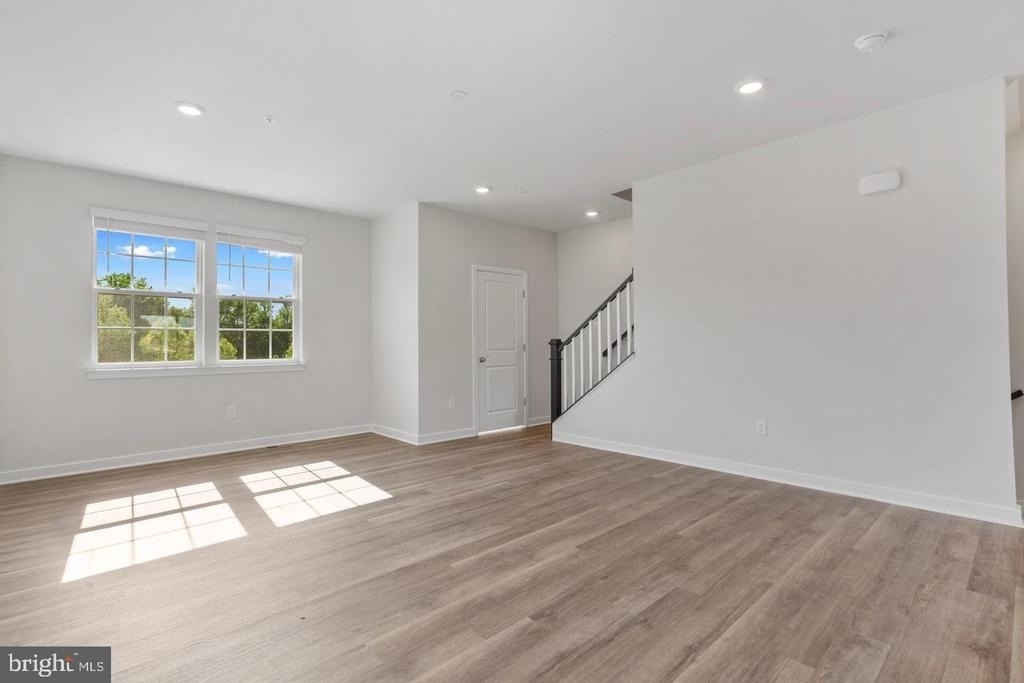 16502 Green Glade Dr - Photo 5