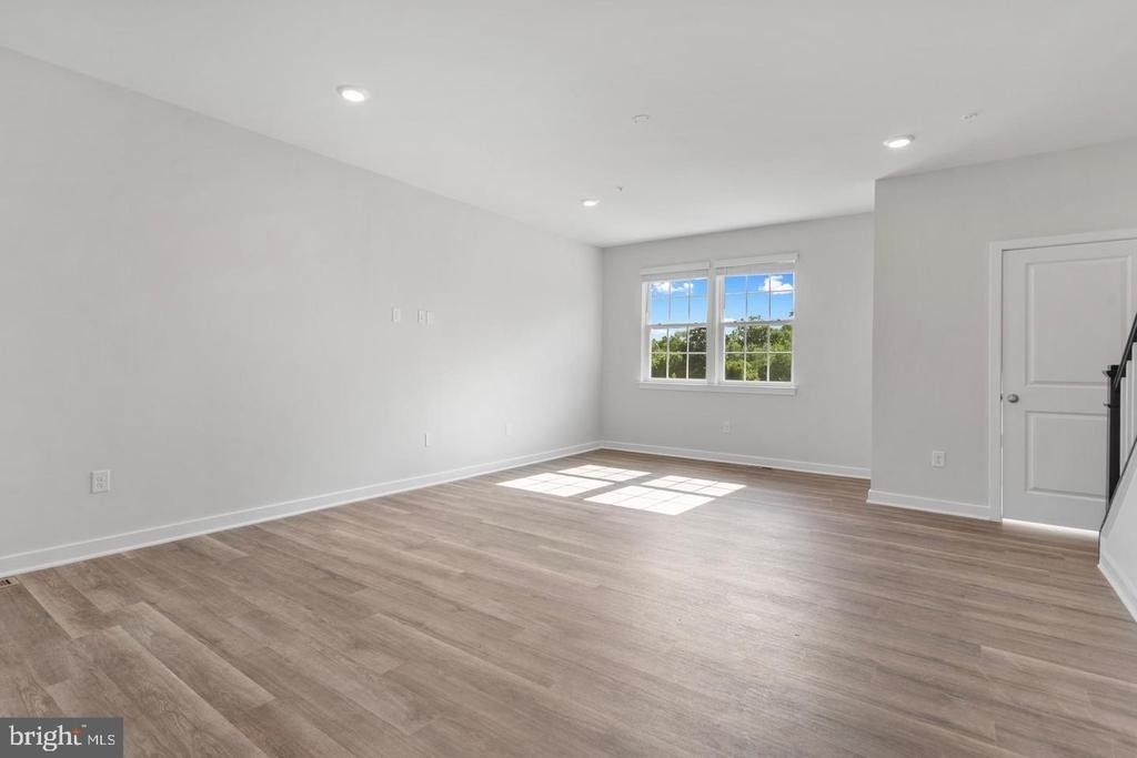 16502 Green Glade Dr - Photo 4