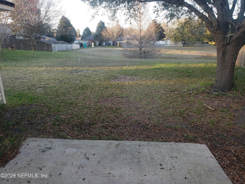 2506 Creekfront Drive - Photo 15