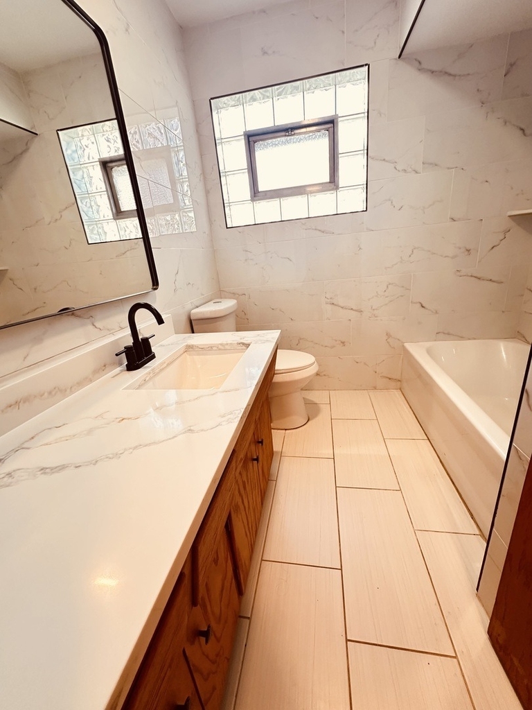 2823 W 71st Street - Photo 12