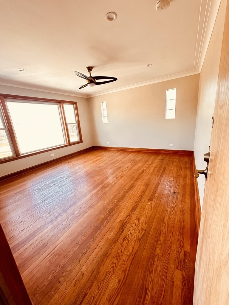 2823 W 71st Street - Photo 0
