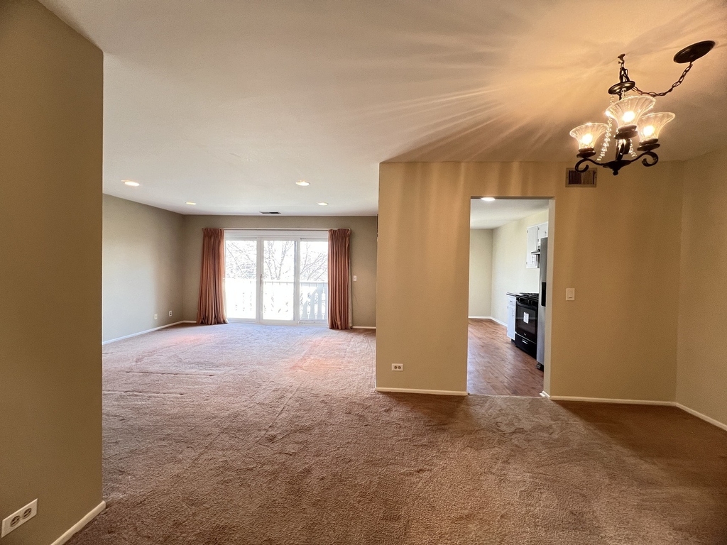 1542 Heather Court - Photo 3