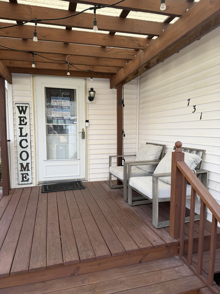 731 2nd Avenue - Photo 2