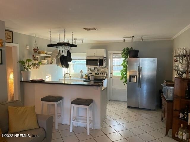 10412 Skycrest Drive N - Photo 7