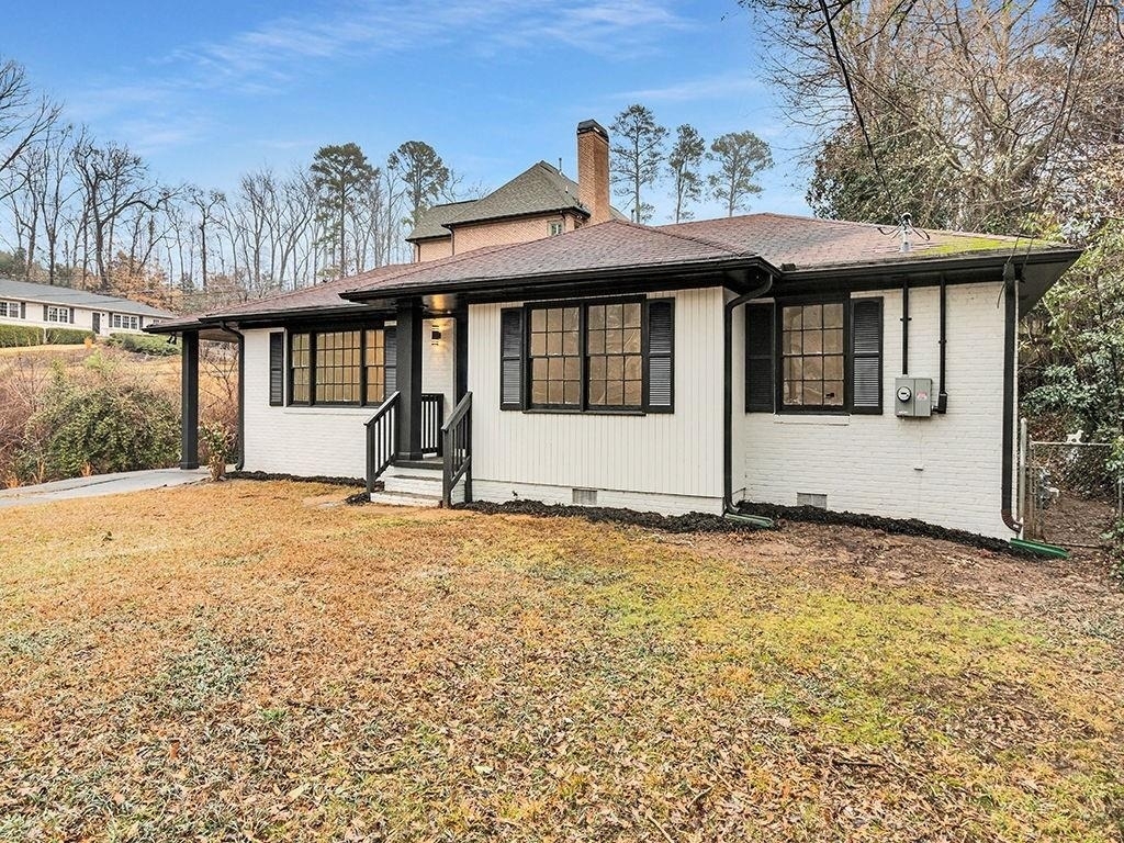 1253 Dunwoody Lane Ne - Photo 0
