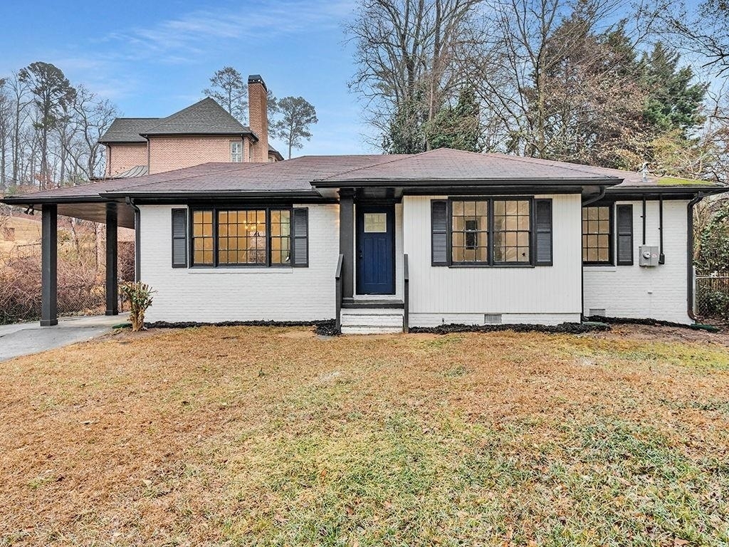 1253 Dunwoody Lane Ne - Photo 2