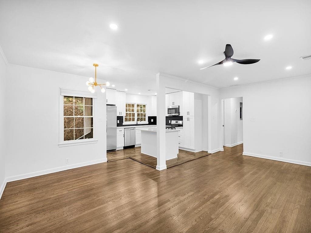 1253 Dunwoody Lane Ne - Photo 13