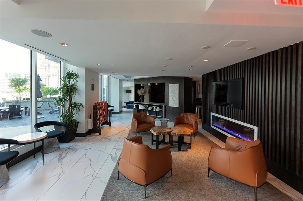 400 W Peachtree Street - Photo 21