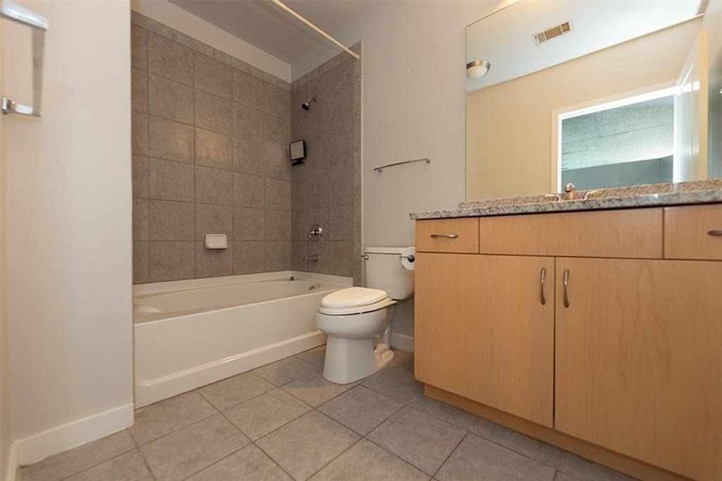 400 W Peachtree Street - Photo 11