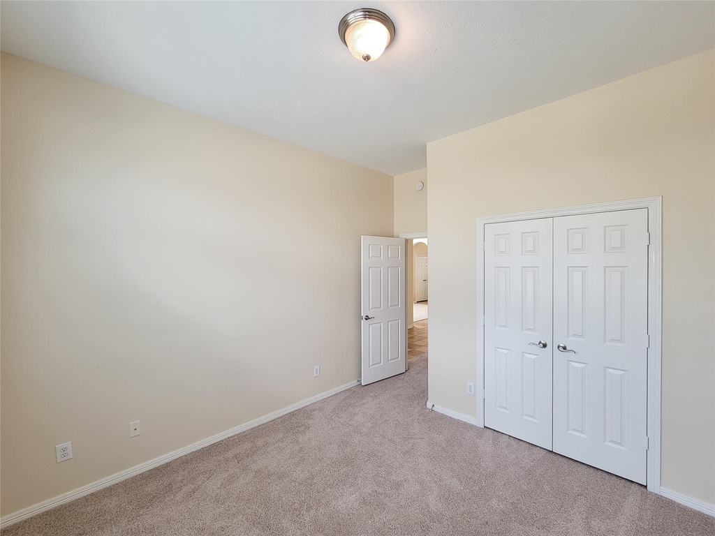 25219 Piney Heights Lane - Photo 35