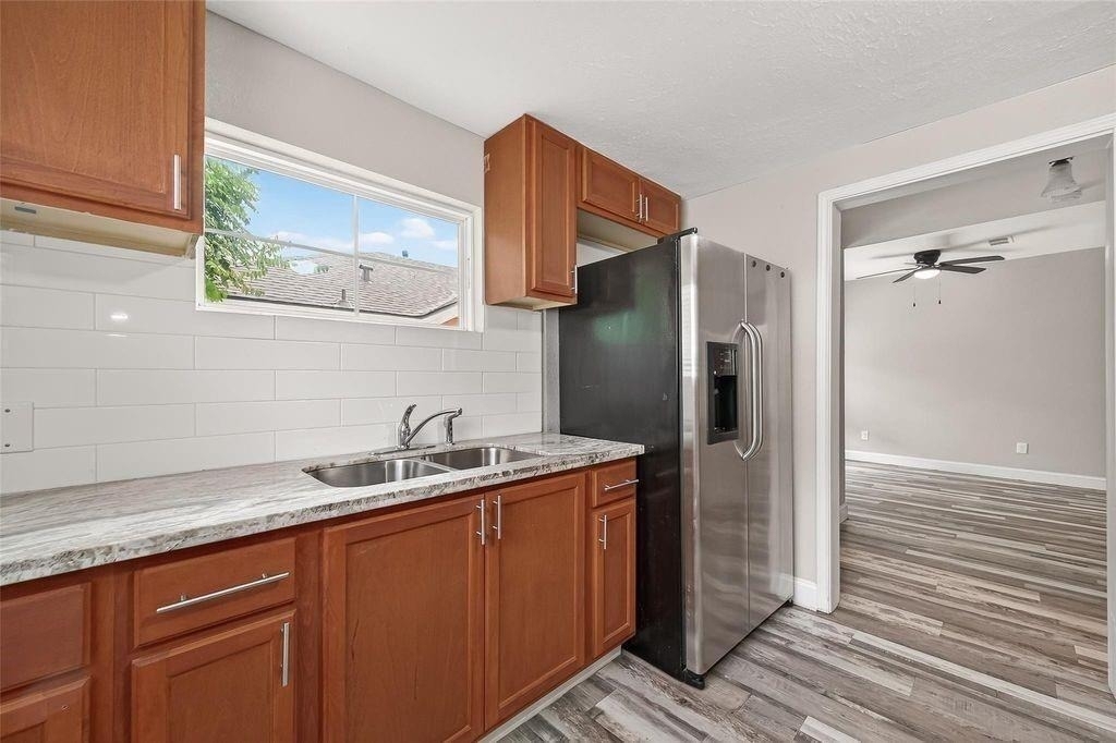 1511 Scharpe Street - Photo 7
