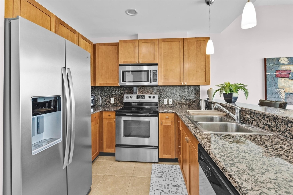500 Seawall Boulevard - Photo 2