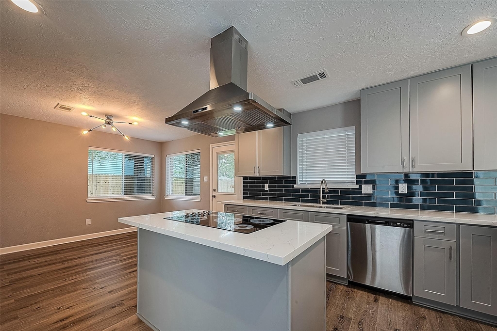 1623 Cherry Ridge Drive - Photo 8