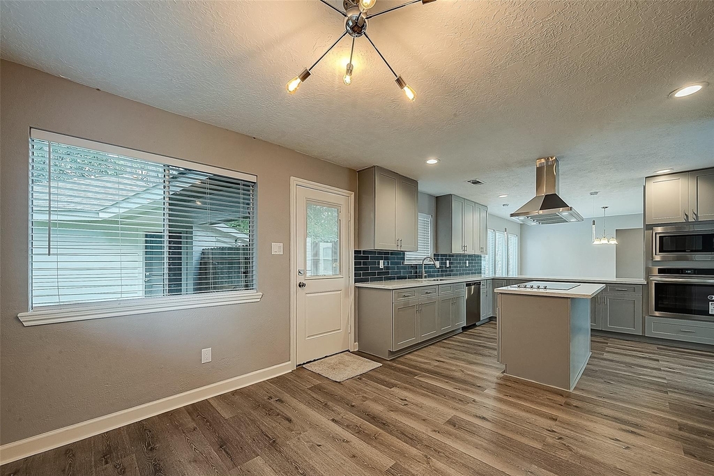 1623 Cherry Ridge Drive - Photo 11