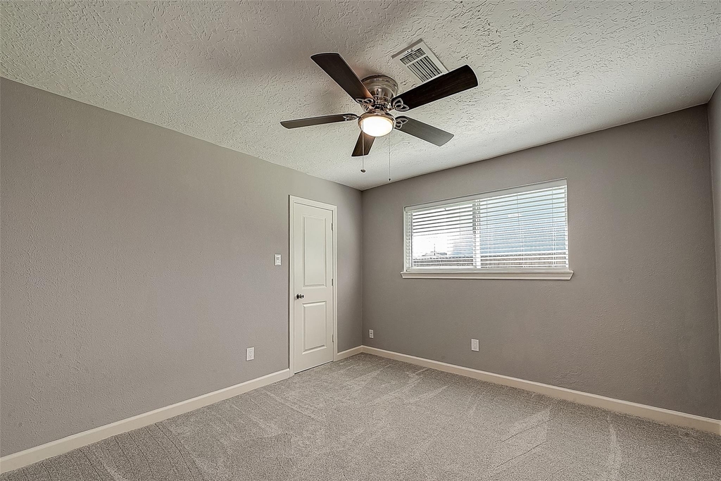 1623 Cherry Ridge Drive - Photo 16