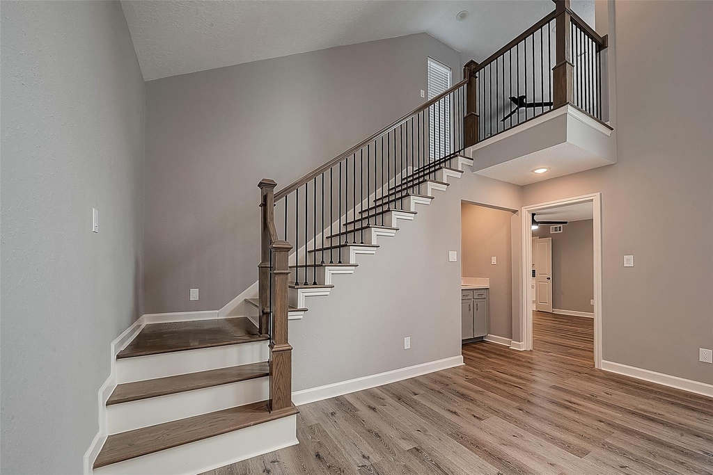 1623 Cherry Ridge Drive - Photo 32