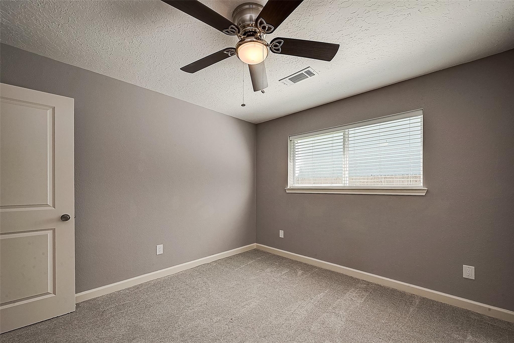 1623 Cherry Ridge Drive - Photo 13