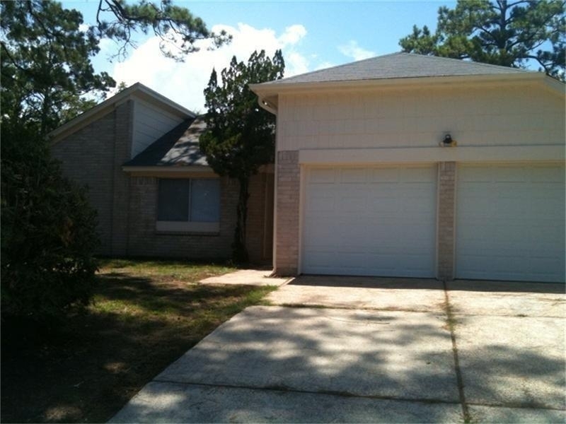 12511 Riverbend - Photo 1