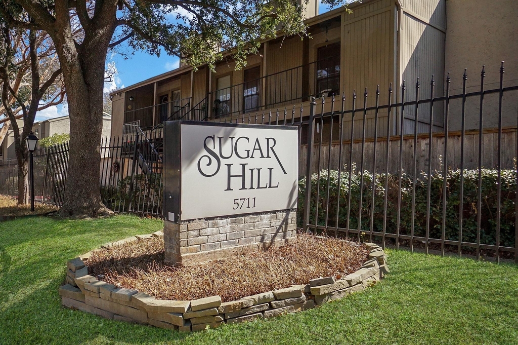 5711 Sugar Hill Drive - Photo 48
