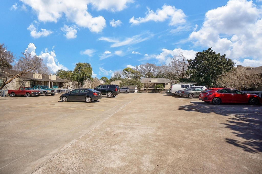 5711 Sugar Hill Drive - Photo 46