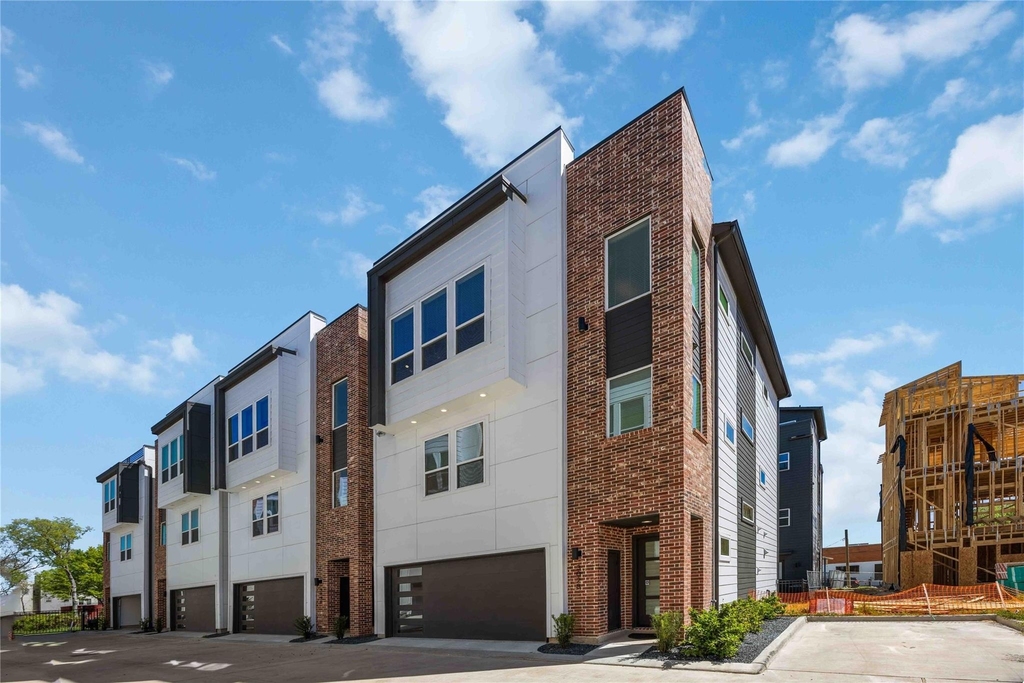3028 Lamar Street - Photo 1