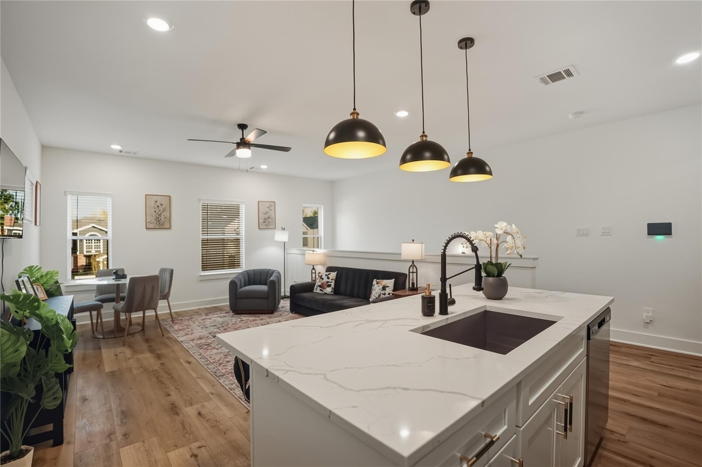 8017 Cora Street - Photo 8
