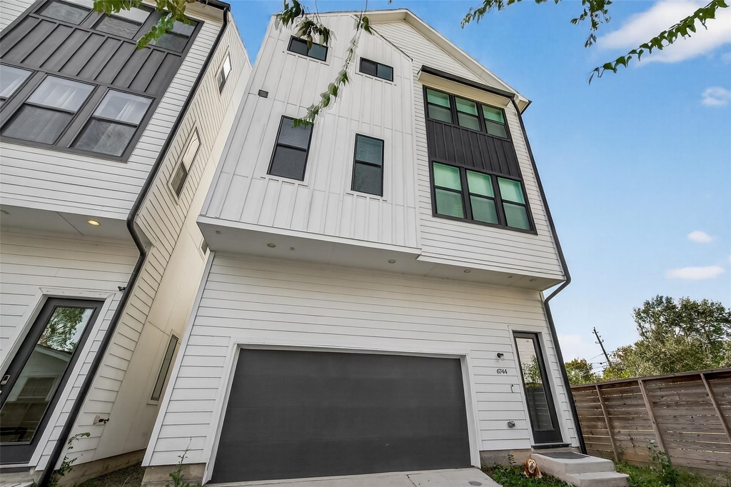 6744 Del Rio Street - Photo 0