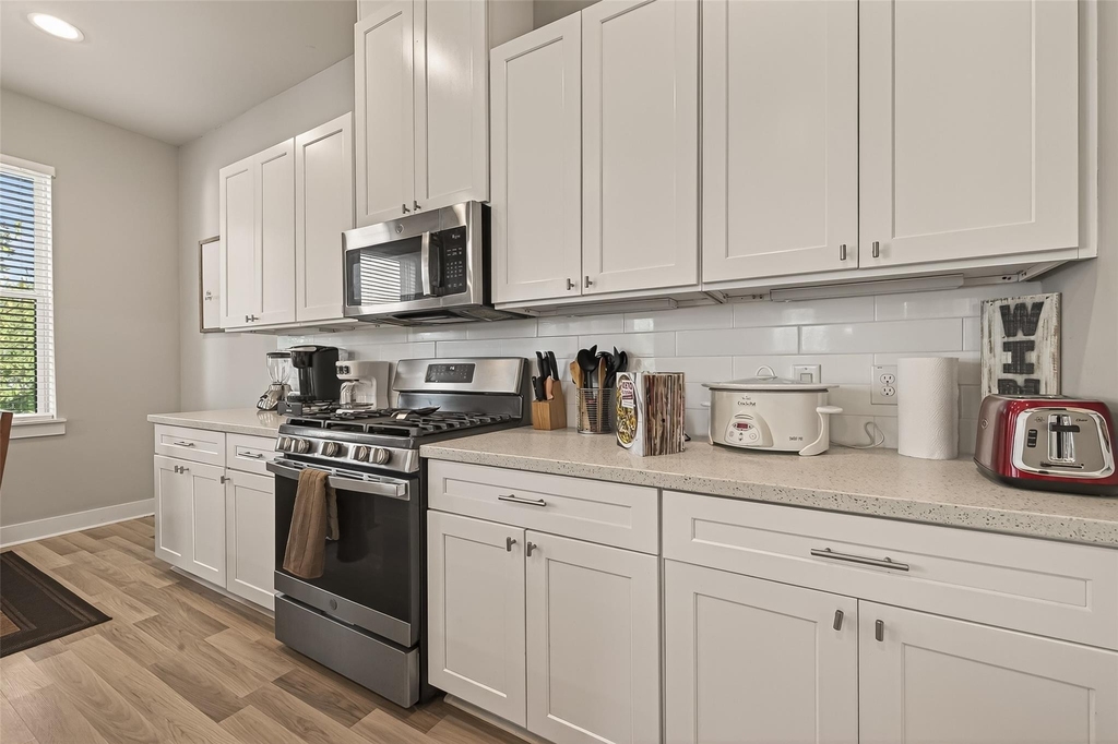 6744 Del Rio Street - Photo 7