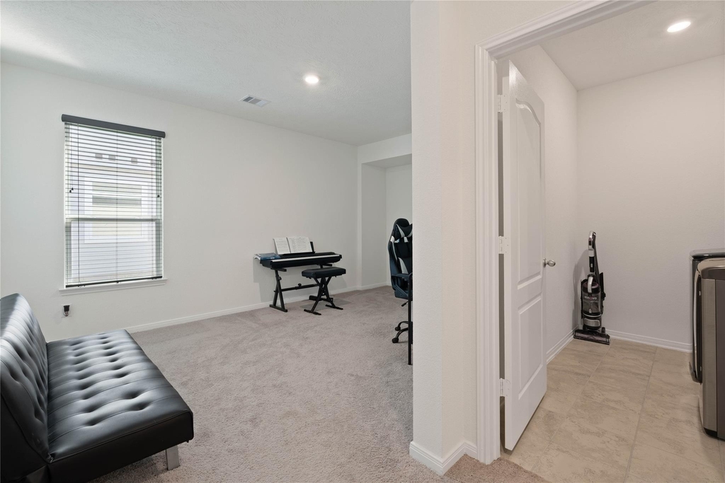 4007 Mossy Banks Lane - Photo 3