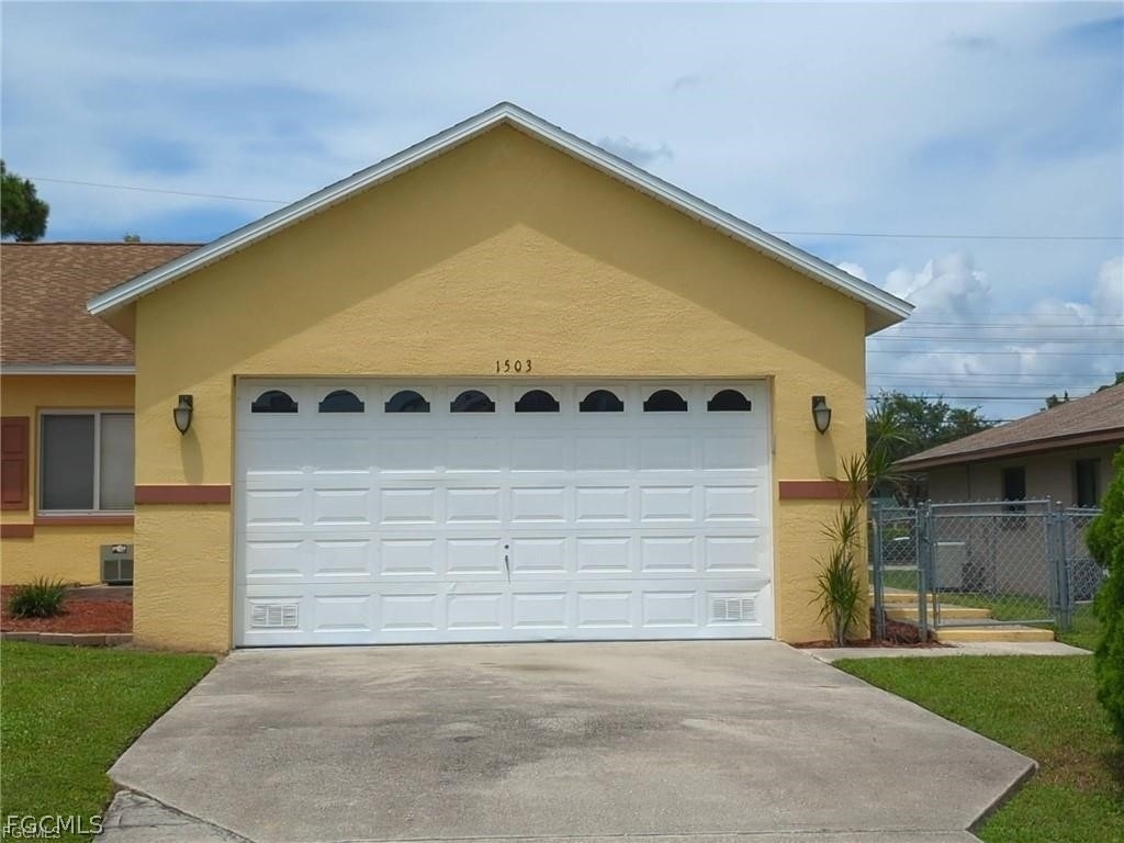 1503 Sw 48th Terrace - Photo 0