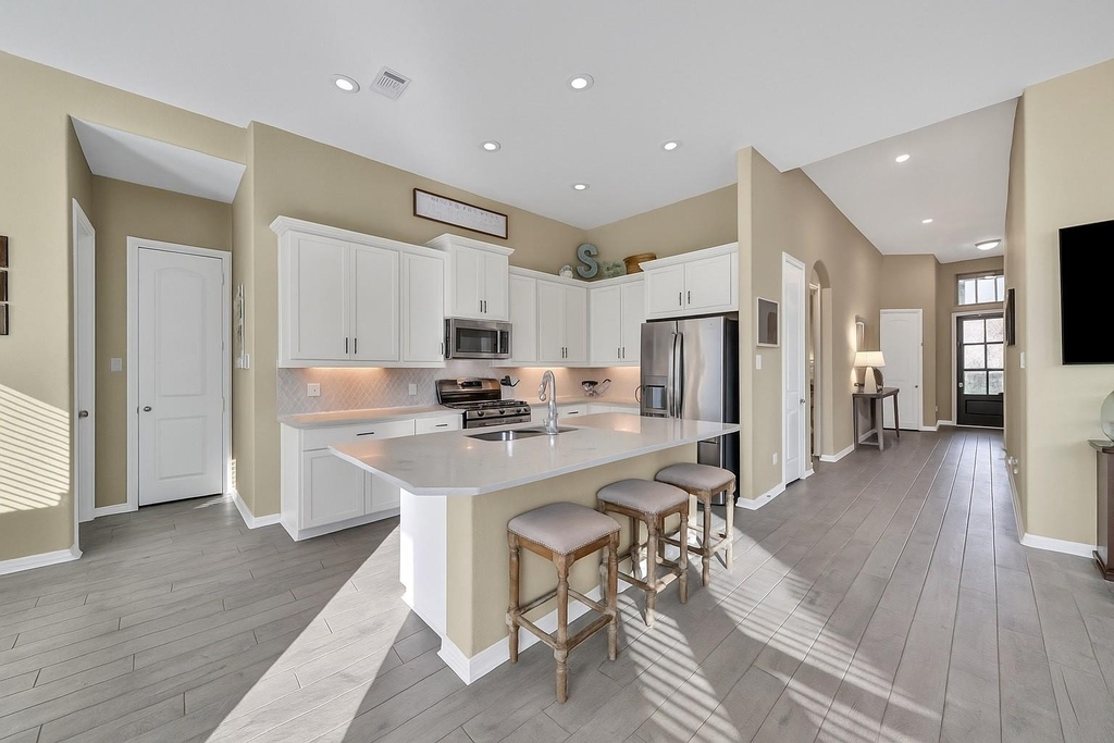 120 Buckeye Drive - Photo 3